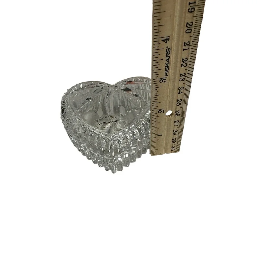 wedgwood clear glass‎ heart trinket box